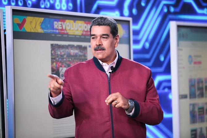 Maduro insta a Estados Unidos a levantar sanciones como medida para el retorno de los migrantes venezolanos.