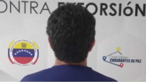 hombre arrestado