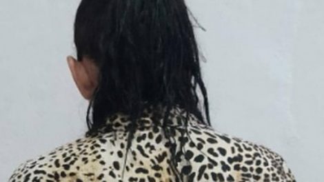 mujer estafadora