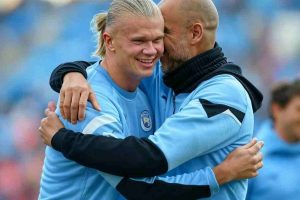 Imagen de ai. Guardiola y Haaland abrazados