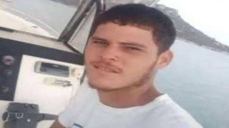 al reclamar una deuda