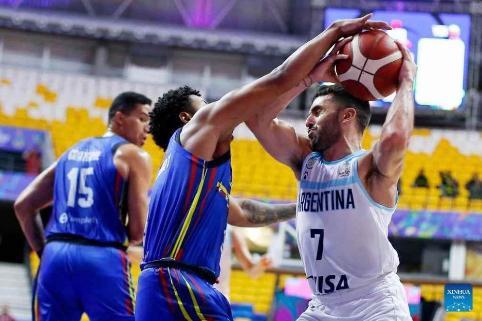 Jugadores de baloncesto, Venezuela y Argentina