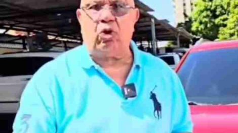 Argenis Carrullo denuncia camioneta