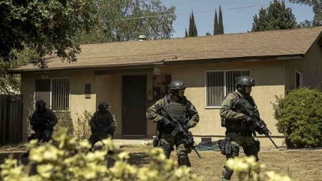 Arresto ICE operativo