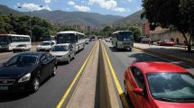 image del trafico en baruta caracas venezuela