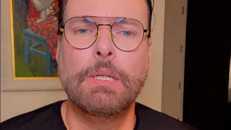 Imagen del video de George Harris donde explicó por live en instagram lo ocurrido en primera persona en Viña del Mar. Chile