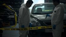 Mecánico asesinado. Escena del crimen recreado con AI