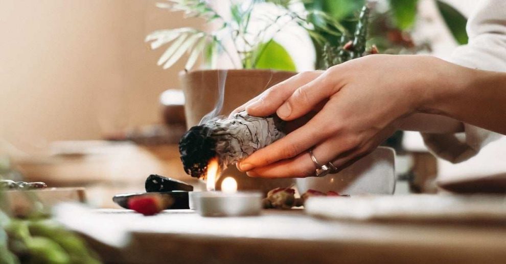 ritual para limpiar las energías de tu hogar