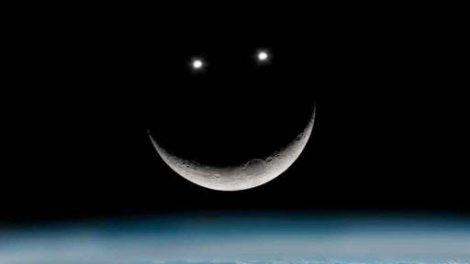 Luna sonriente