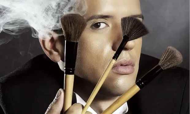 Maquillador venezolano deportado por error a El Salvador