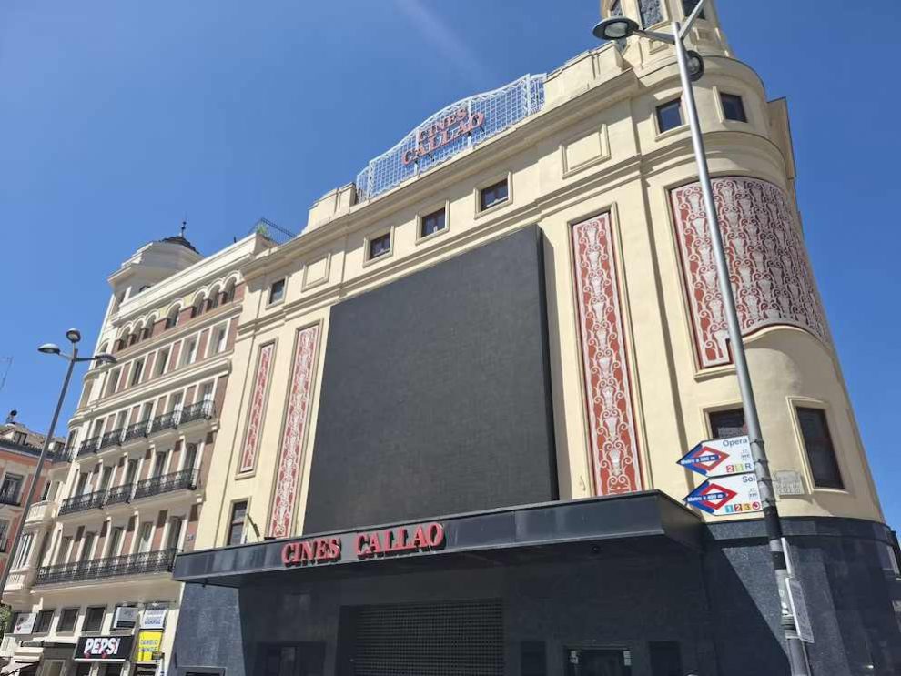 Imagen de Callao, pantalla emblemática del centro de Madrid sin luz