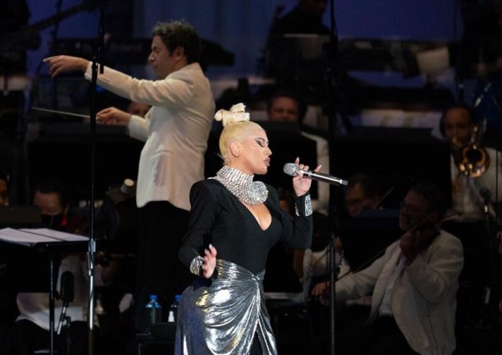 Dudamel y Christina Aguilera