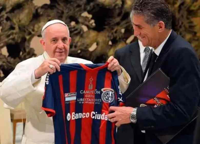 El número de socio de Jorge Bergoglio en San Lorenzo coincide con su edad y hora de fallecimiento. Una coincidencia que impacta.