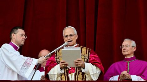 Primeras palabras de León XIV como papa