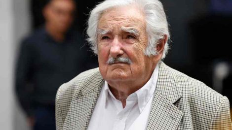 Murió José Pepe Mujica a los 89 años por cáncer. El ex presidente uruguayo fue referente mundial por su vida austera y compromiso político.