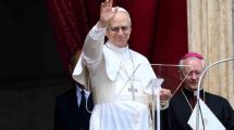 Papa León XIV pide por la paz en su primer Ángelus