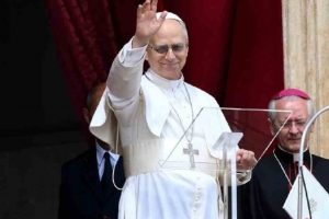 Papa León XIV pide por la paz en su primer Ángelus