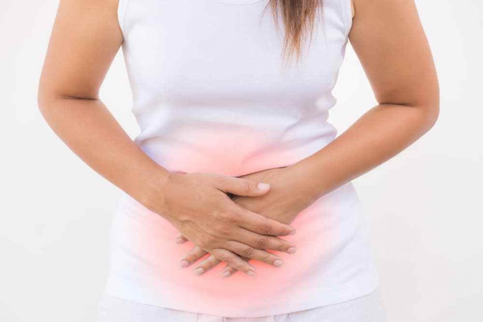 Mujer con dolor abdominal