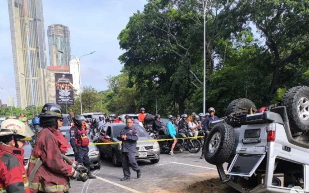 Accidente autopista Gran Cacique Guaicaipuro