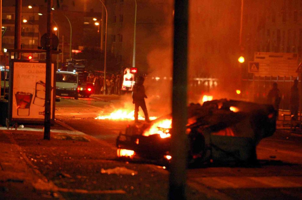 Disturbios por triunfo del PSG dejan muertos y heridos