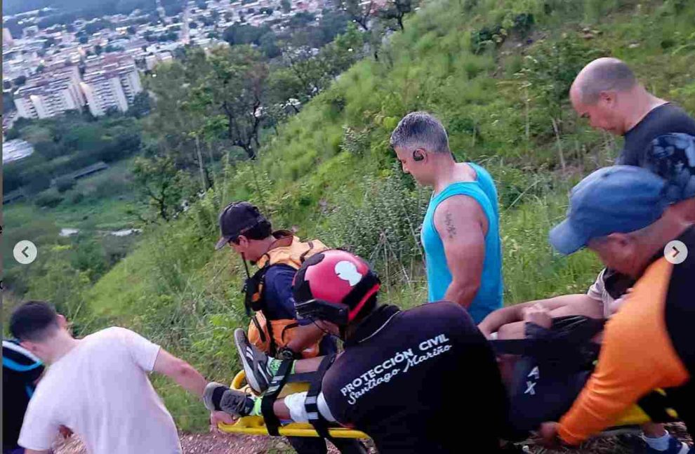 Rescatado adolescente tras caída en Cerro El Picacho