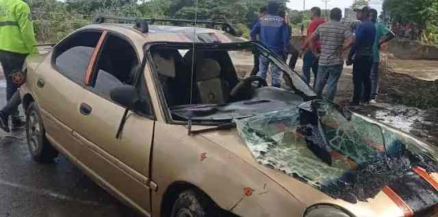 Hallan sin vida a niña en caño El Muerto