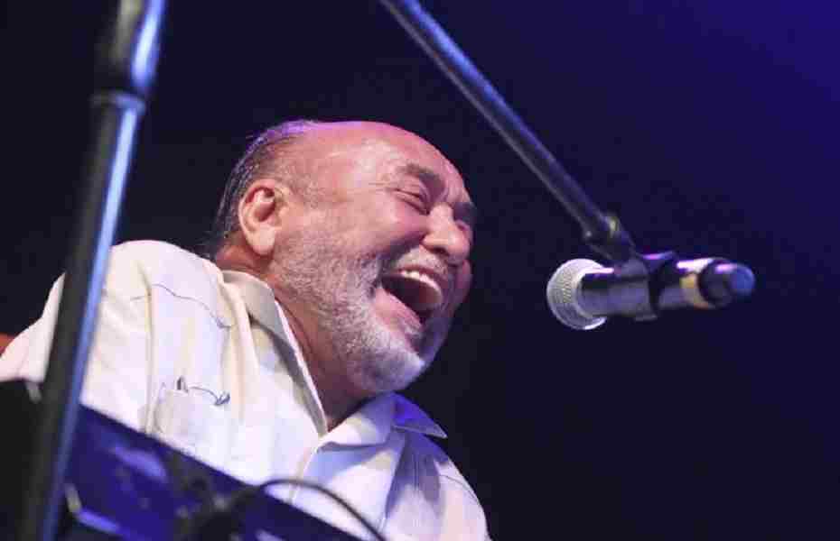 Eddie Palmieri fue un pianista puertorriqueño y leyenda de la salsa. Conoce su historia, logros y legado musical.