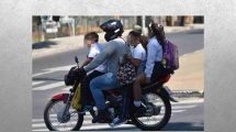 INTT prohíbe transportar a niños en motos en Venezuela