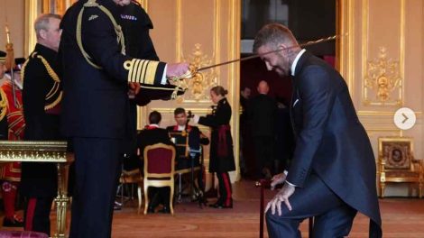 David Beckham nombrado caballero por el rey Carlos III