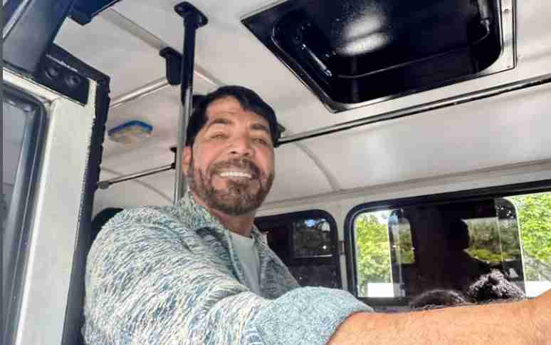 Salsero Willie González en Petare