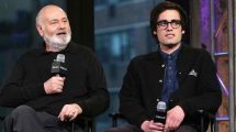 rob-reiner-junto-a-su-hijo-