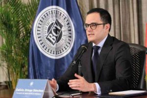 Delcy Rodríguez designa a Calixto Ortega