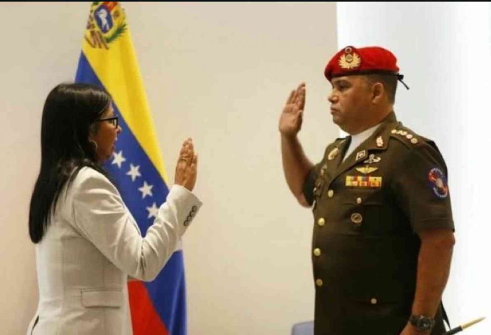 Nuevo comandante de la Guardia de Honor Presidencial