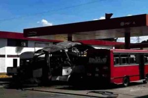 Explosión de camionetica en Maracay