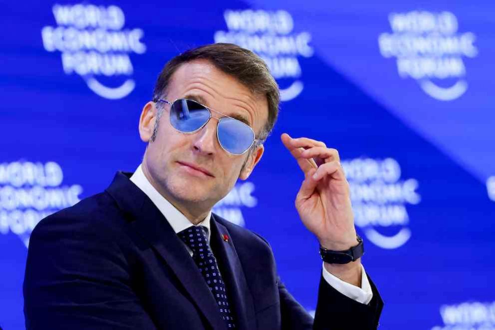 Gafas de Emmanuel Macron en Davos