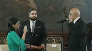 Delcy Rodríguez fue juramentada como presidenta encargada