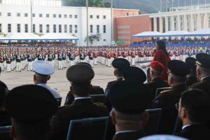 Delcy Rodríguez y su primer acto militar