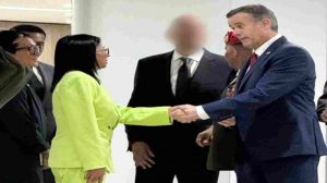 Delcy Rodríguez se reunió con director de la CIA