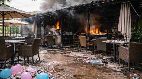 Gender Reveal explosivo: Incendio en reconocido restaurante de Lecherías, Anzoátegui