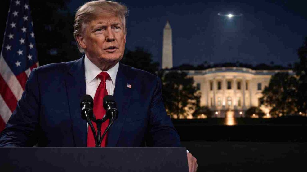 Trump ordena desclasificar archivos sobre OVNIs
