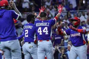 Venezuela cae ante Dominicana Clásico Mundial