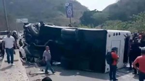 accidente en autopista Gran Mariscal de Ayacucho hacia Guarenas