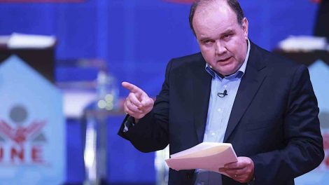 Candidato de Perú promete expulsar migrantes a “su Venezuela querida”