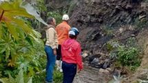Turistas quedan aislados en Cascada del Vino estado Lara