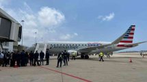 Primer vuelo de American Airlines aterriza en Maiquetía