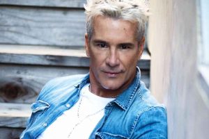 Fernando Carrillo denuncia censura de entrevista en TVES