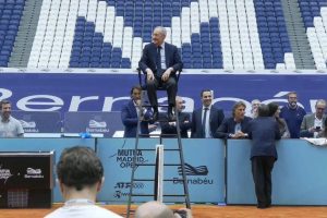 Transformación del Bernabéu en pista de tenis