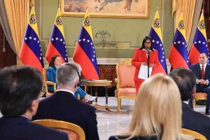 Venezuela firma acuerdo con BP