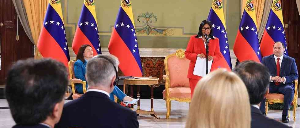 Venezuela firma acuerdo con BP