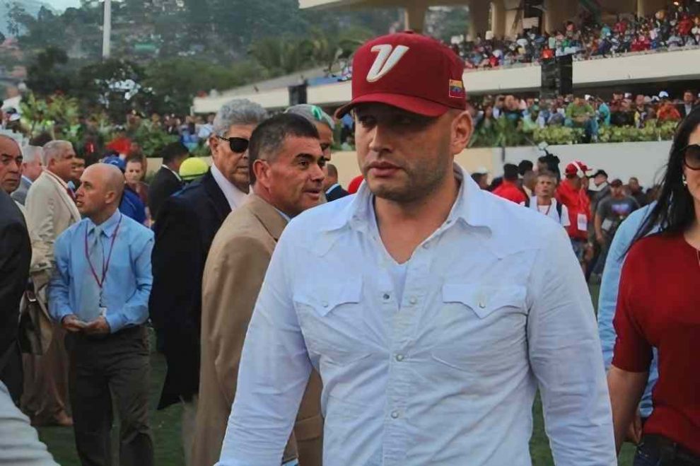 Remueven a El Potro Álvarez del INH en Venezuela